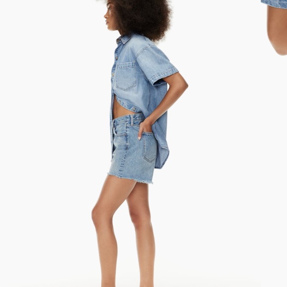 The Ex-Boyfriend Midi Denim Short
Relaxed denim cut-off shorts - Picture 4 of 5